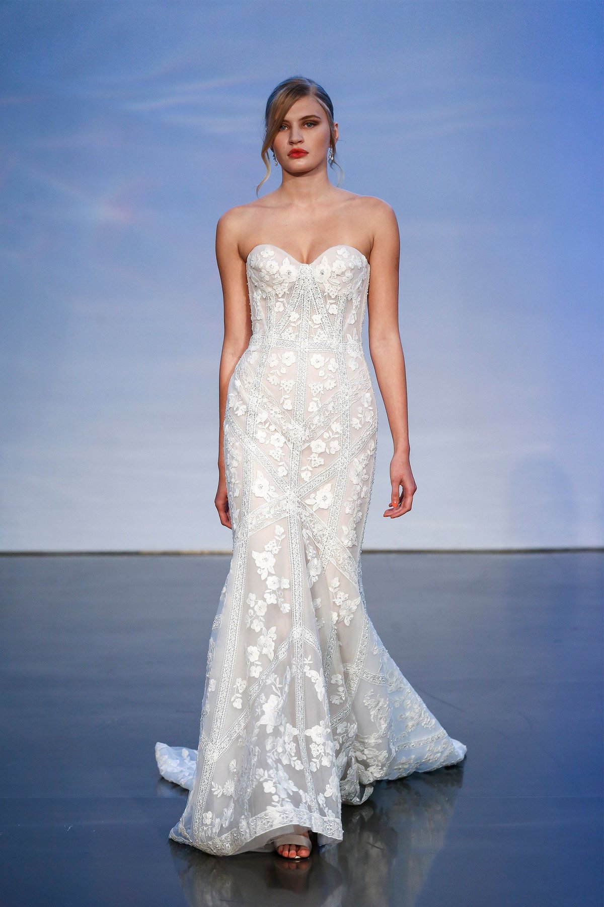 99068_Runway_Darwin_Justin-