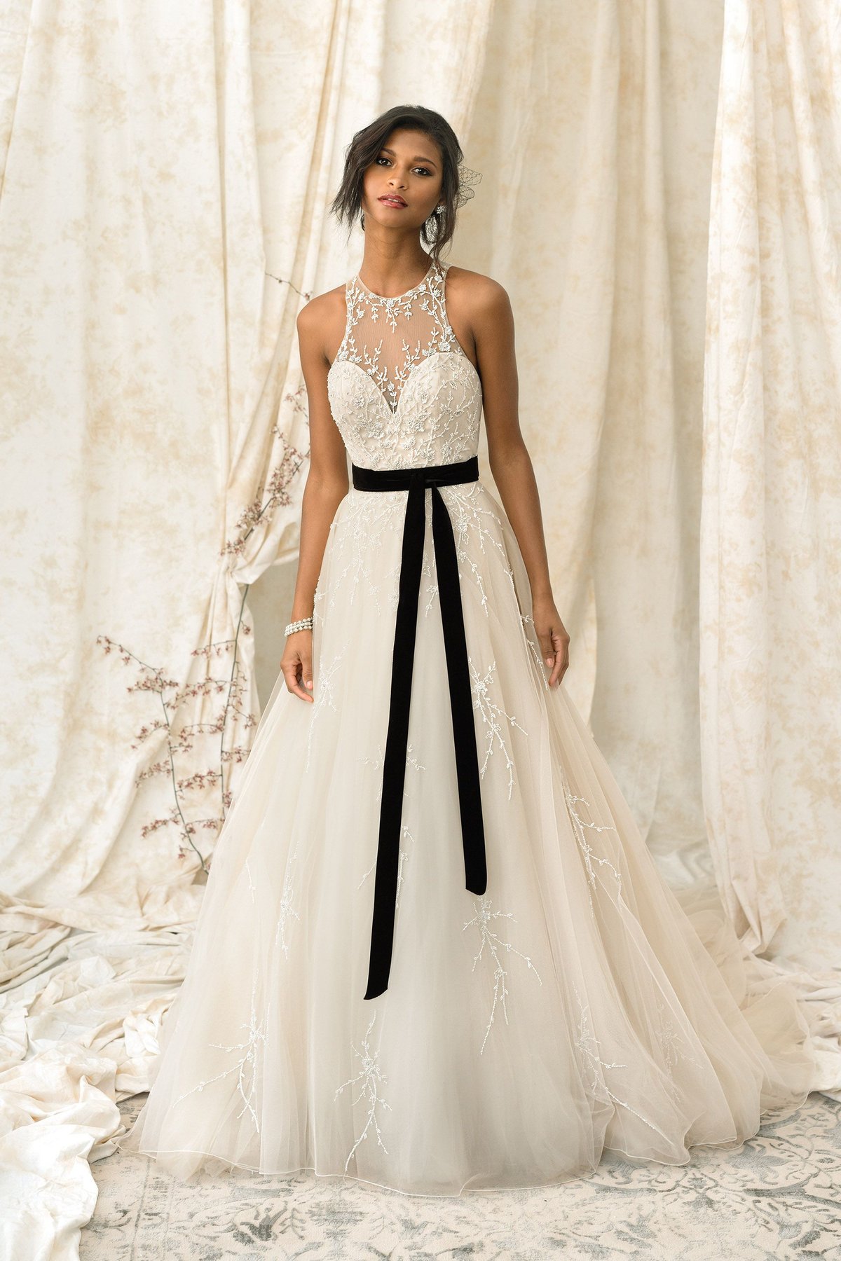 9900: Jewel Collar Ball Gown with Keyhole Back | Justin Alexander