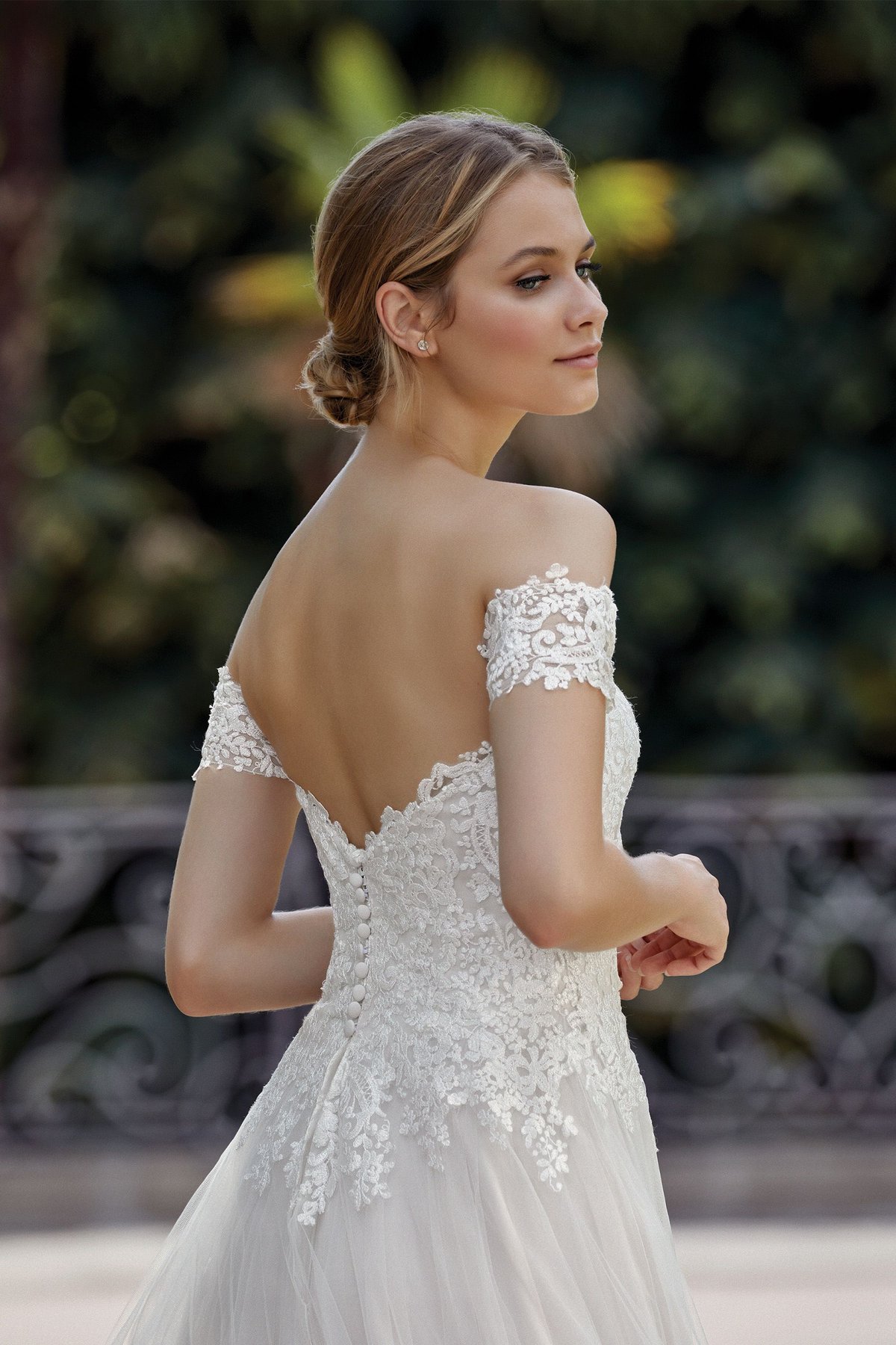 44137: Sweetheart Lace Bodice with Tulle A-Line Skirt | Sincerity