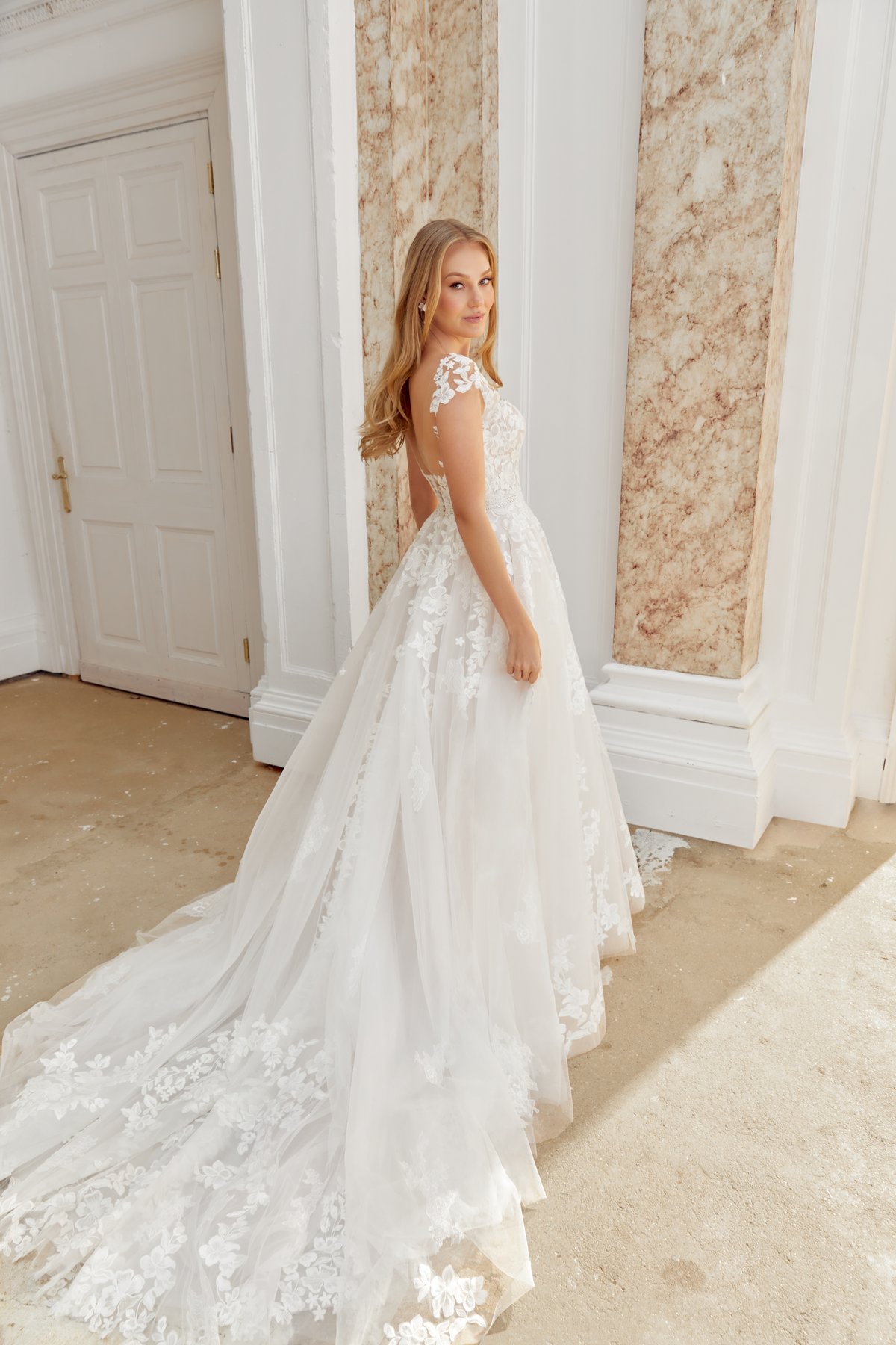 44543_FB_Sincerity-Bridal_18.jpg