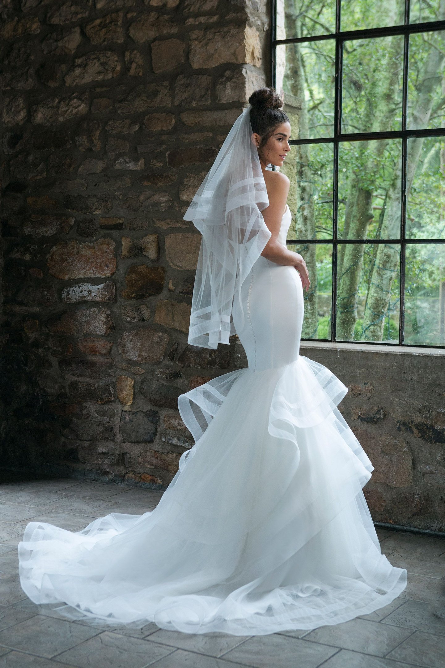 Sincerity Bridal Style 44047V Tulle and Horsehair Fingertip Length Veil