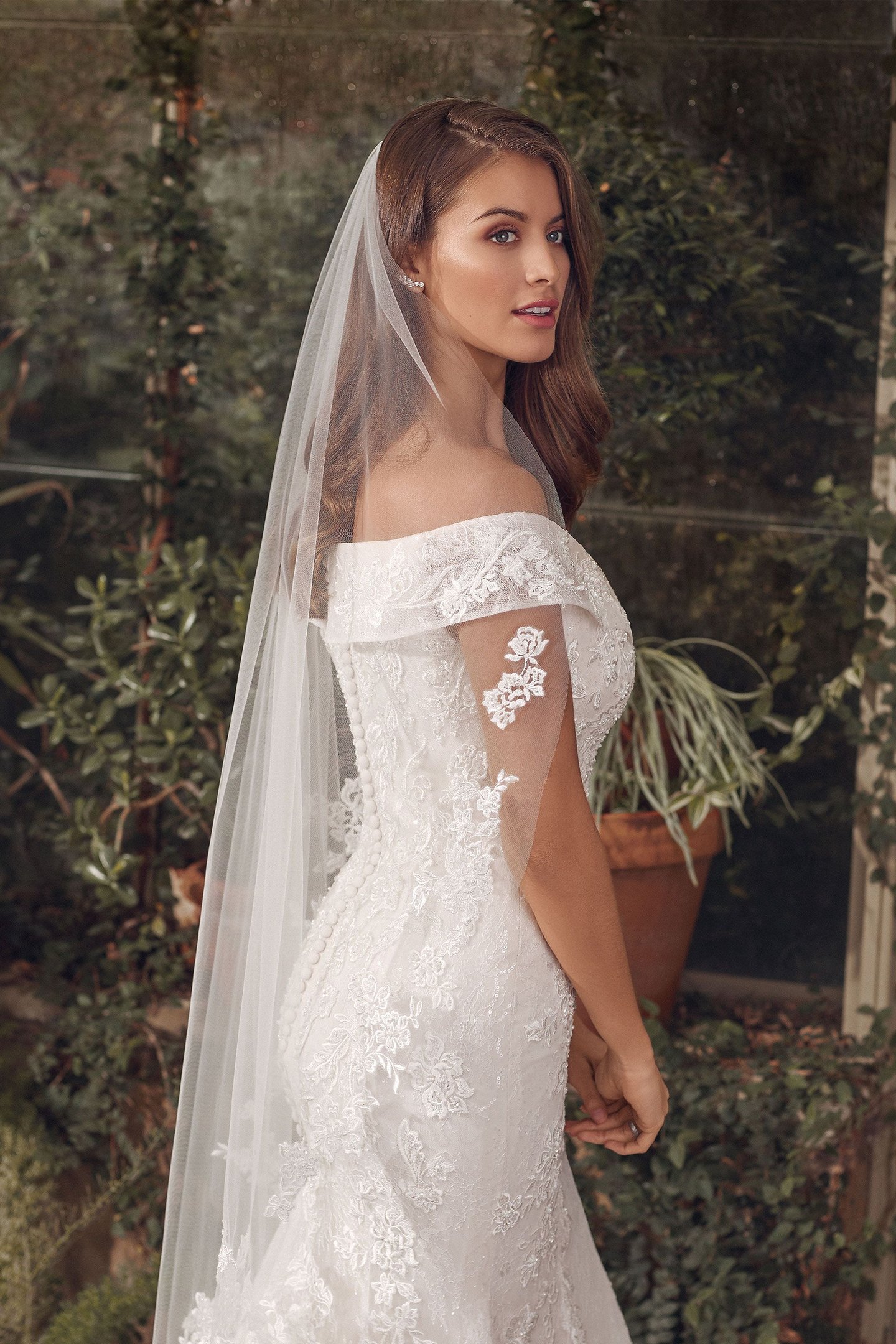 Justin Alexander Style 88163V Aidan Veil Tulle Veil with Beaded Lace appliqués