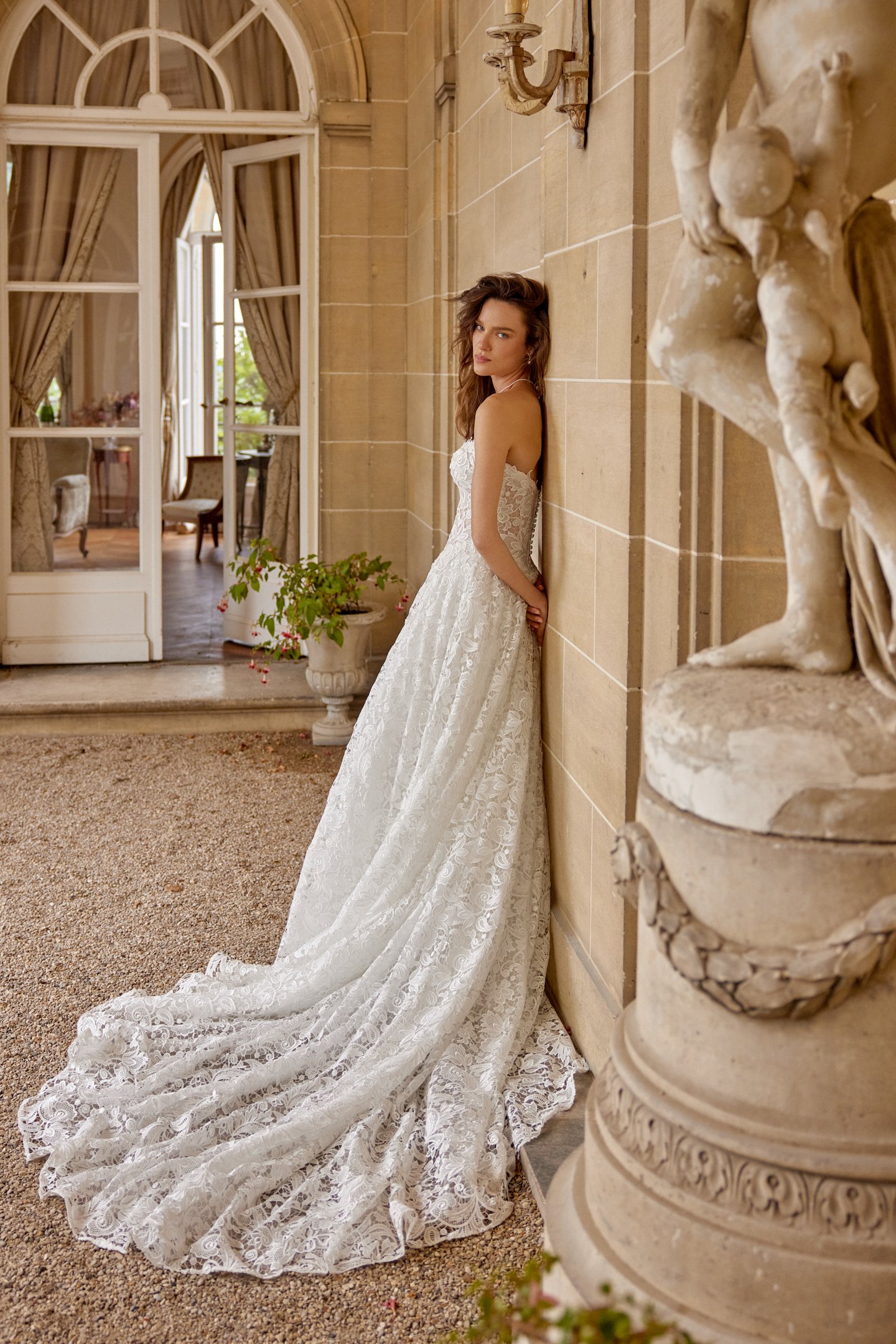 Justin Alexander Style 88510 MIRABELLE Allover Matte Venice Lace A-Line Gown with Basque Waist