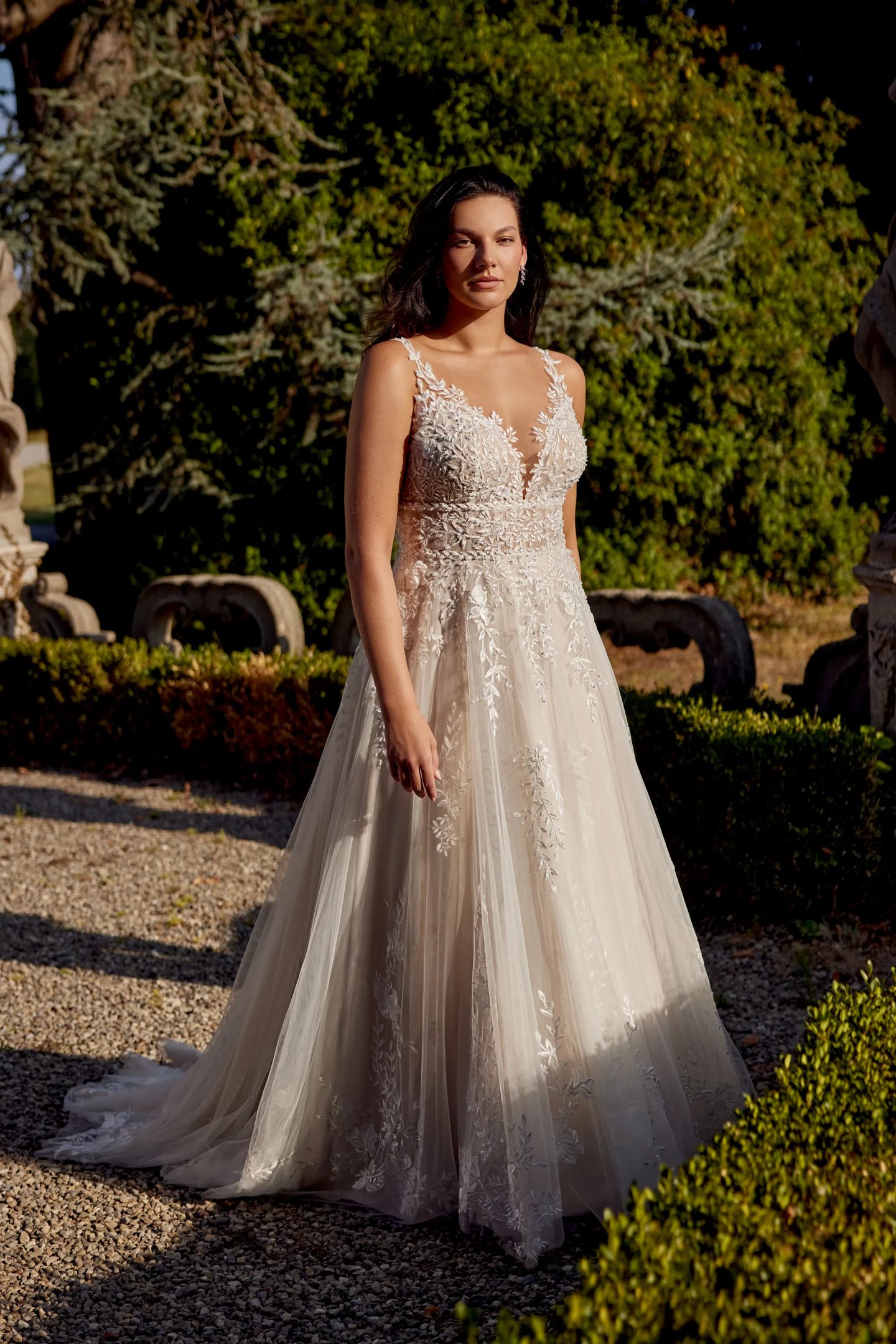 vintage inspired lace wedding dress Vintage Inspired Mermaid Lace V-neck Long Sleeve Wedding Dress with Long Sleeves