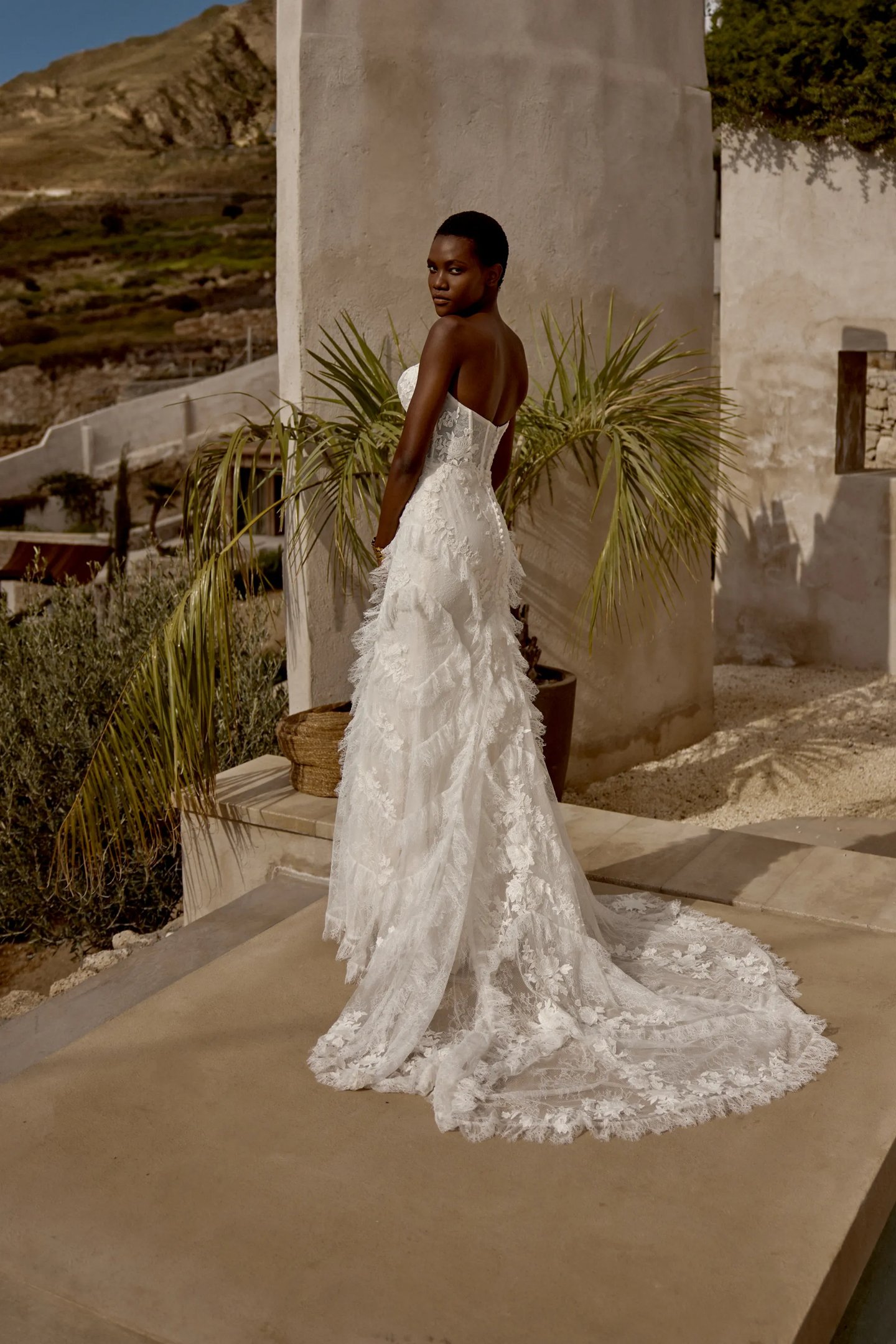wedding dress beach style Tulle A-line Off-the-Shoulder Beach Wedding Dresses With Side Slit, MW889