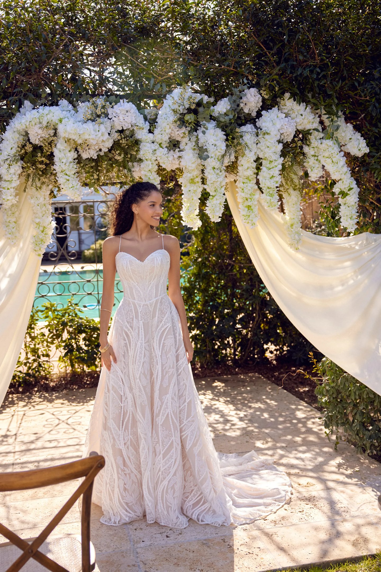 sweetheart neckline aline wedding dress with High Slit - Wedding Dress with Floral Corset and Tulle Skirt Plus Size featuring handmade Indian embroidery appliqués Wholesale wedding dress off houlder