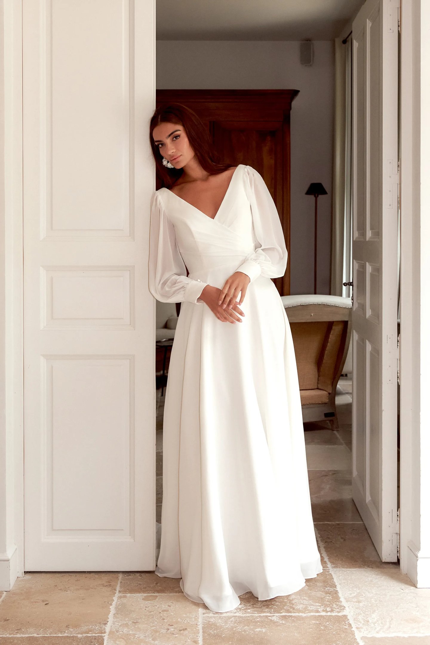 bridal dress v neck Beautiful Long Sleeve Wedding Dresses V-neck Ivory Lace Romantic Brida  SELINADRESS Its clean lines and luxurious fabric highlight refined bridal beauty Wedtrend Women Bridal Dress Ivory