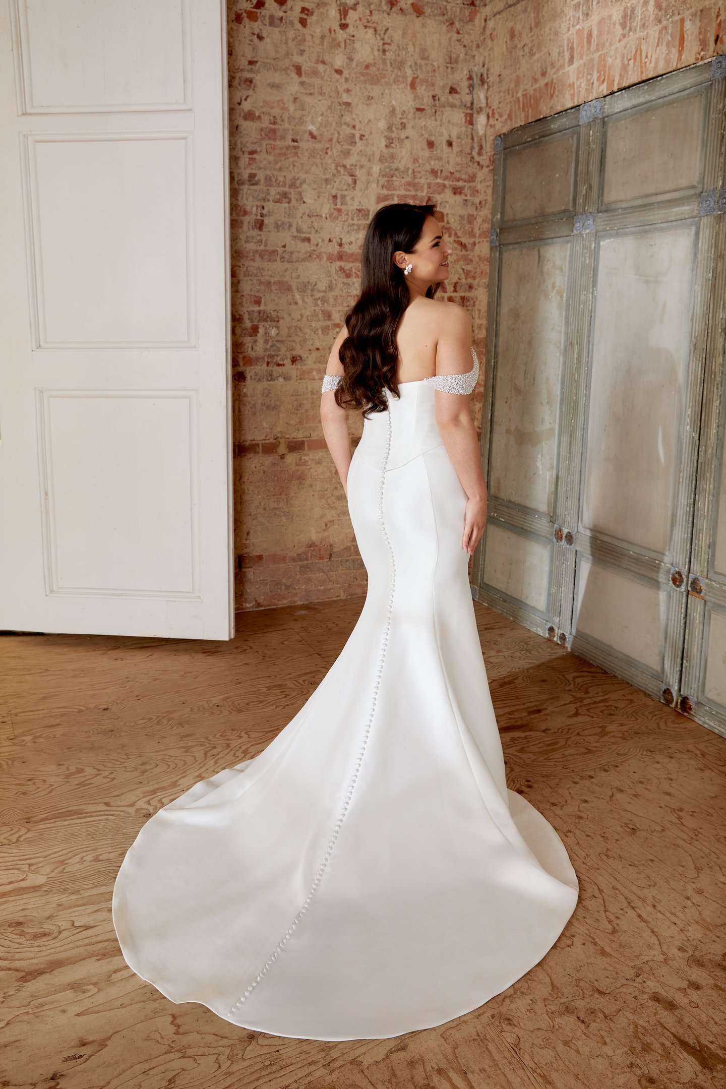 Sincerity Bridal Style 44506PSSL Plus Size Detachable Pearl Beaded Shoulder Straps