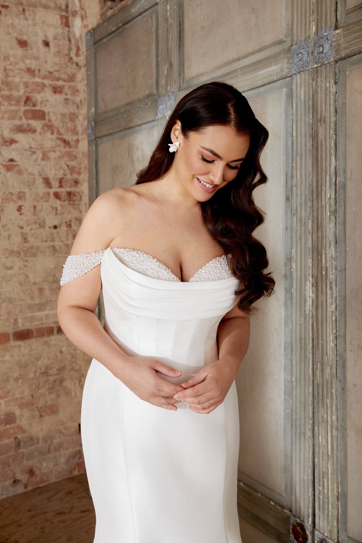 Sincerity Bridal Style 44506PSSL Plus Size Detachable Pearl Beaded Shoulder Straps