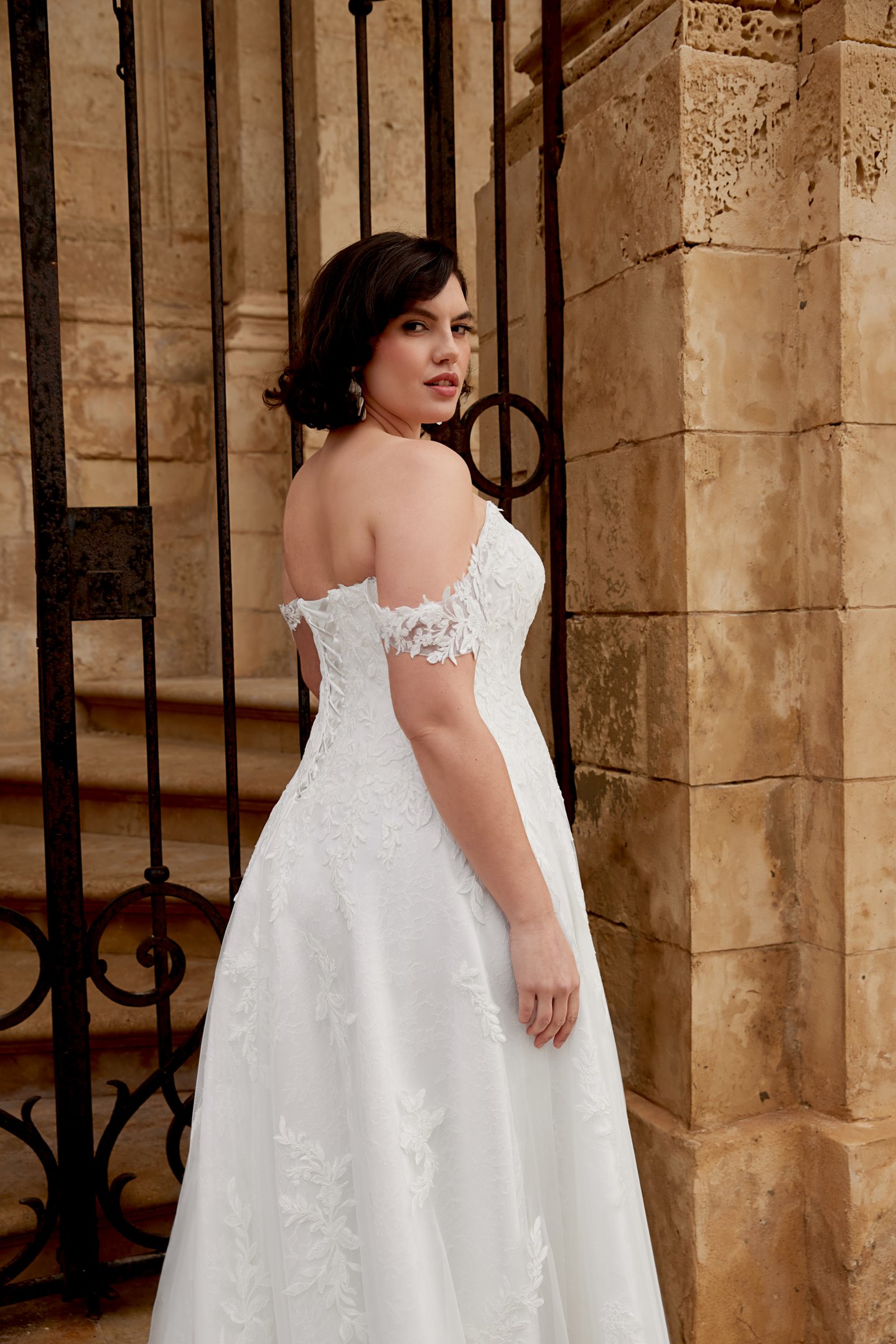 plus size drop waist wedding dress Plus Size Lace Wedding Dress Enn
