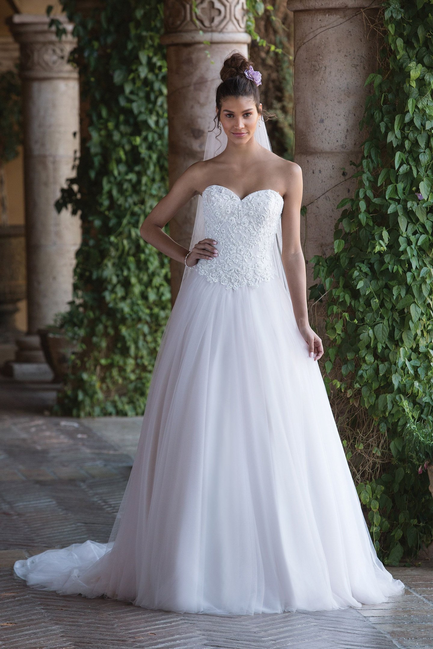 Sincerity Bridal Style 4034 Beaded Lace Sweetheart Ball Gown
