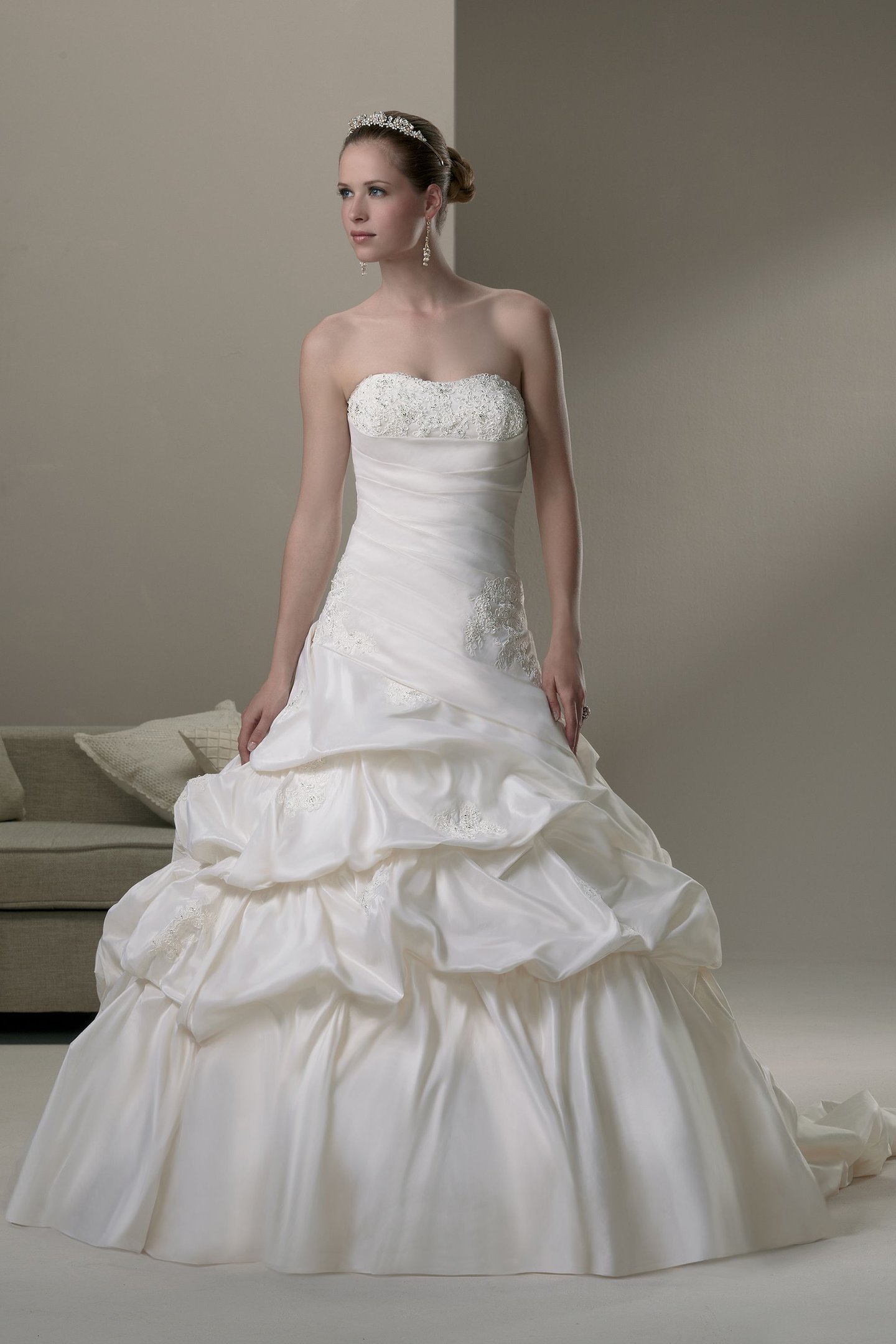 Sincerity Bridal Style 3559