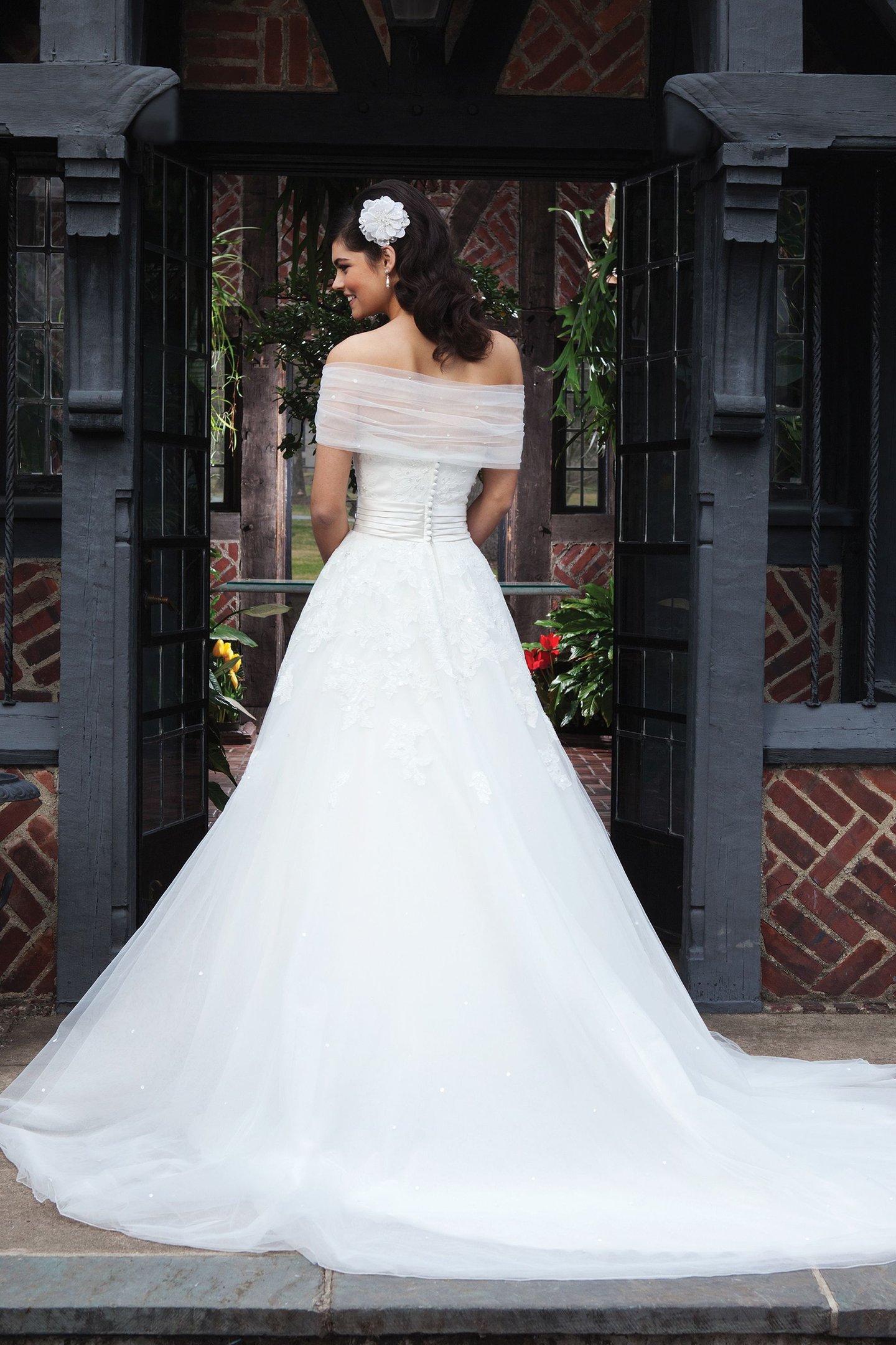 Sincerity Bridal Style 3724