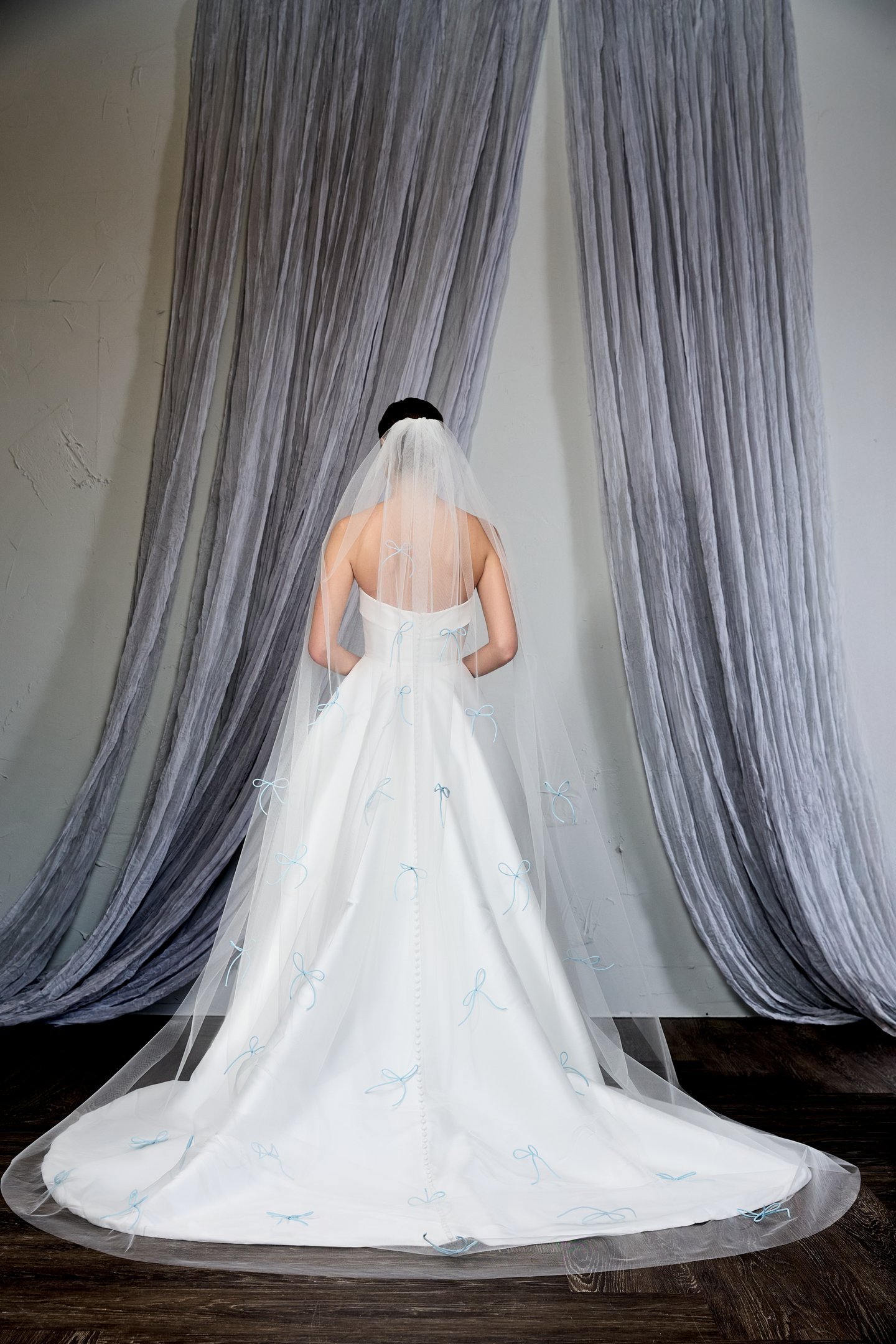 Thanks & Goodluck Style TG1125L110 Cathedral Length Tulle Veil with Rolled Tulle Bow Detailing