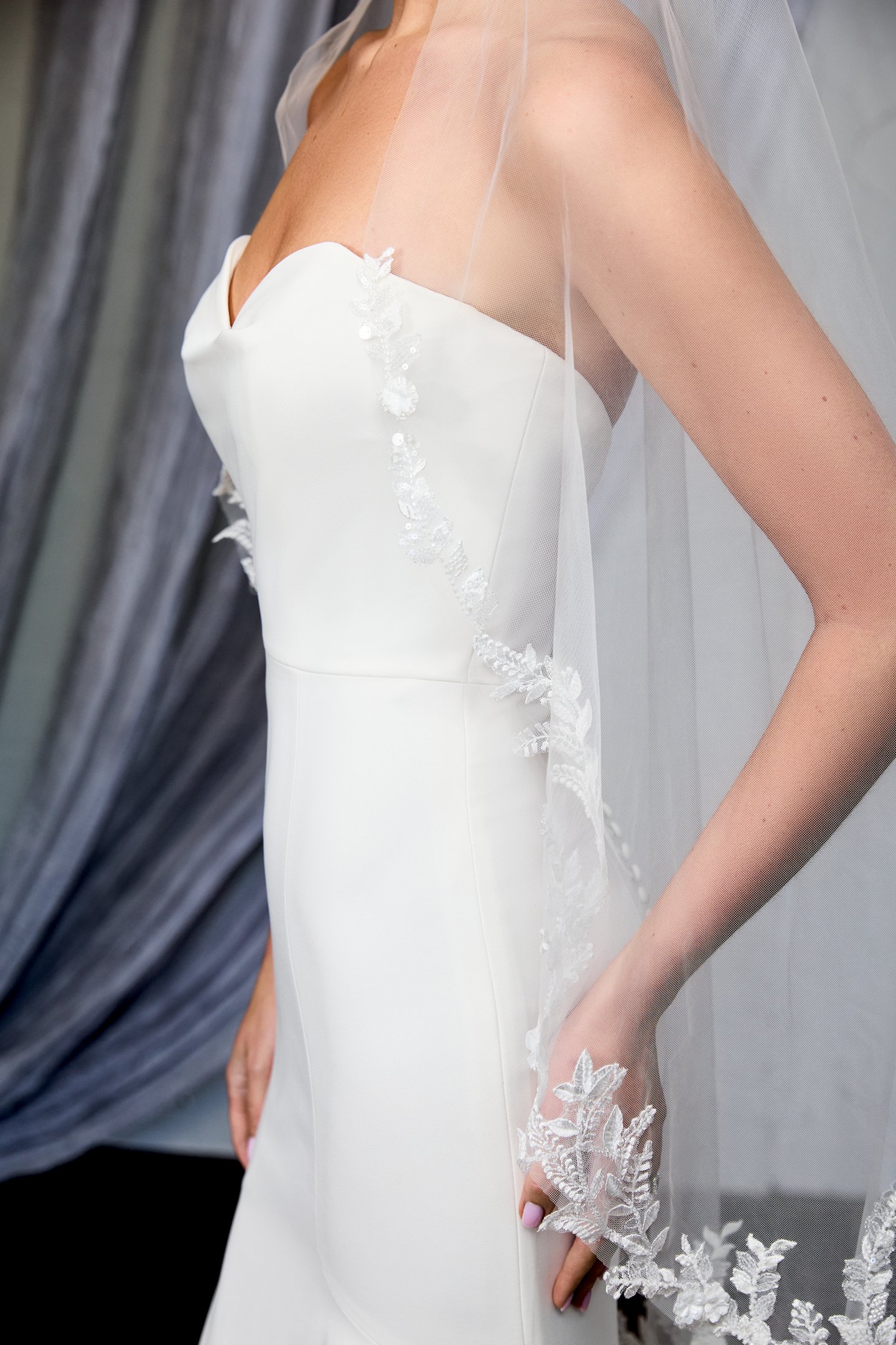 Thanks & Goodluck Style TG1126L048 Waltz Length Tulle Veil with Embroidered Lace Appliqués Along the Edge