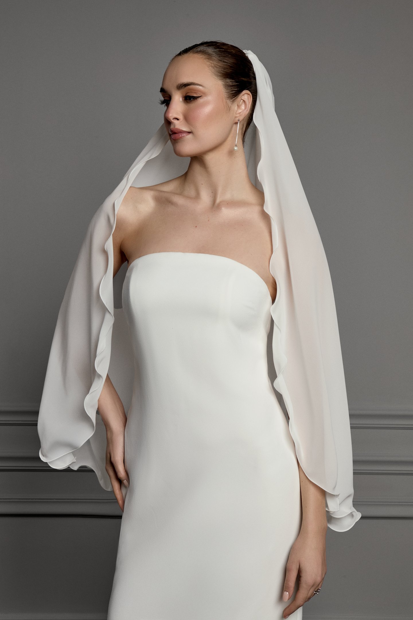 Thanks & Goodluck Style TG1161L037 Fingertip Length Chiffon Veil with Merrowed Edge
