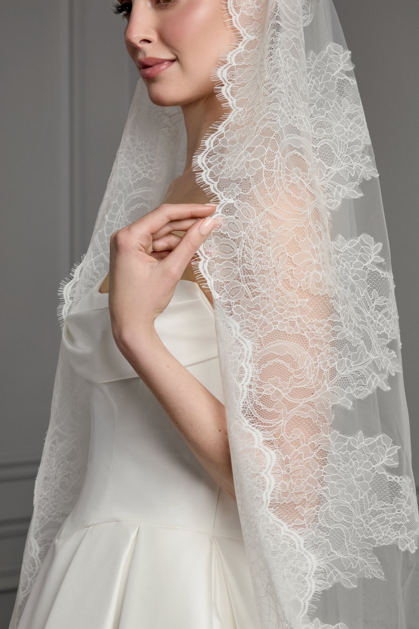 Thanks & Goodluck Style TG1162L130 Cathedral Length Tulle Veil with Wide Chantilly Lace Hem