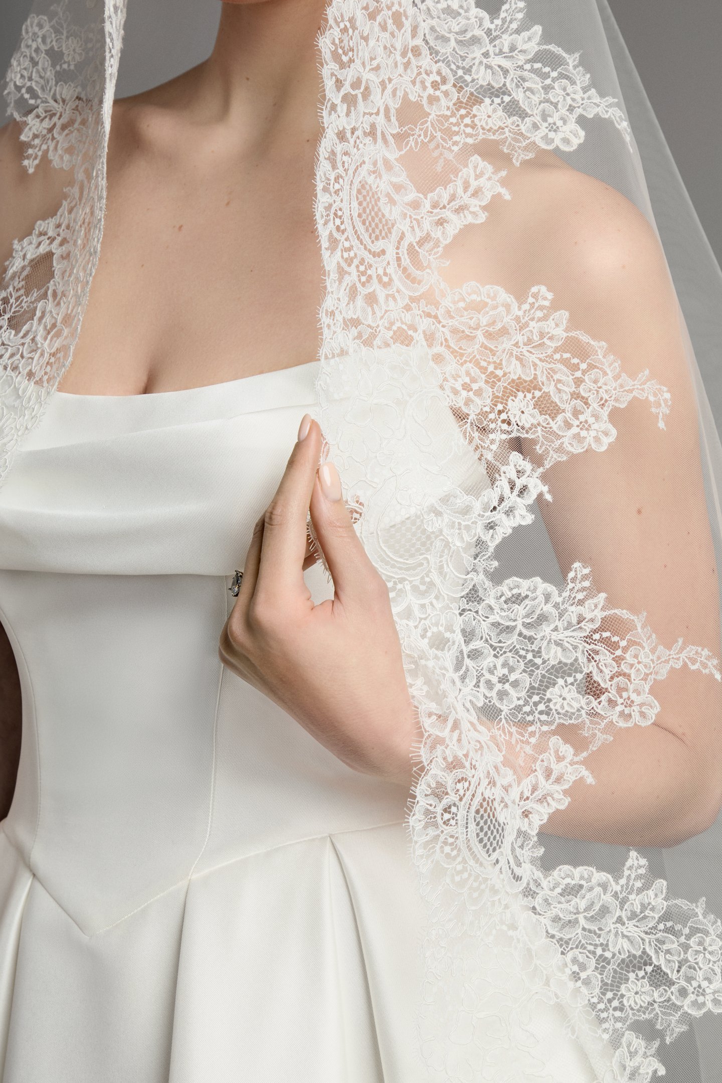 Thanks & Goodluck Style TG1165L145 Cathedral Length Tulle Mantilla Veil with Corded Chantilly Lace Around Hem Edge