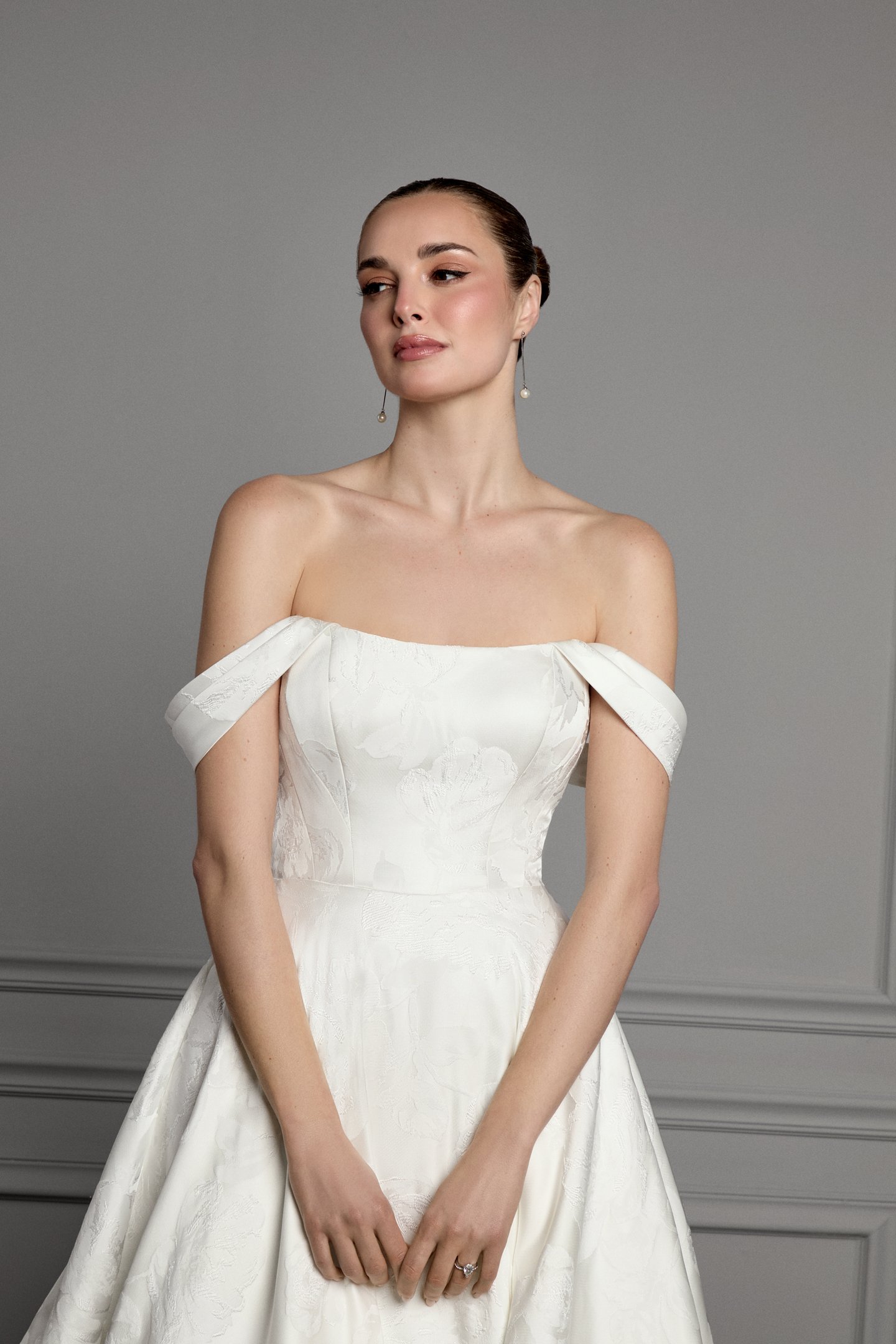 Thanks & Goodluck Style TG1168 Detachable Brocade Off-the-Shoulder Pleated Straps