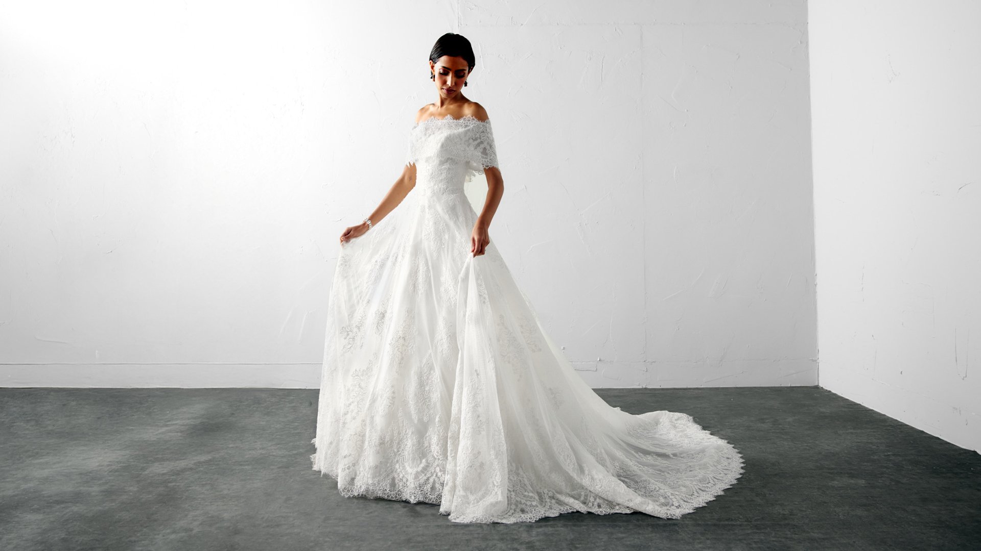 Justin Alexander Signature Style 99391 DRAVEN Matte Alençon Corded Lace A-Line with Scalloped Eyelash Detail