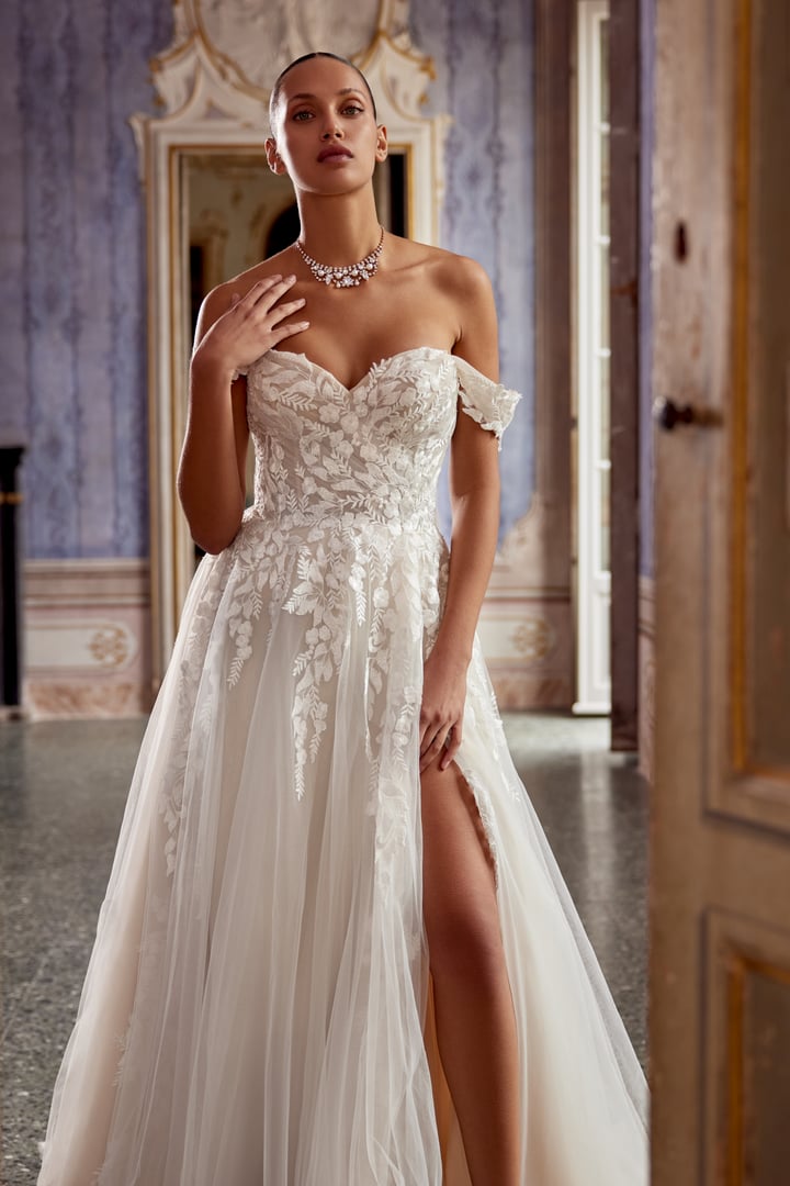 Isla Veil Gown