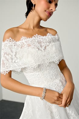 Justin Alexander Signature Style 99391 DRAVEN Matte Alençon Corded Lace A-Line with Scalloped Eyelash Detail