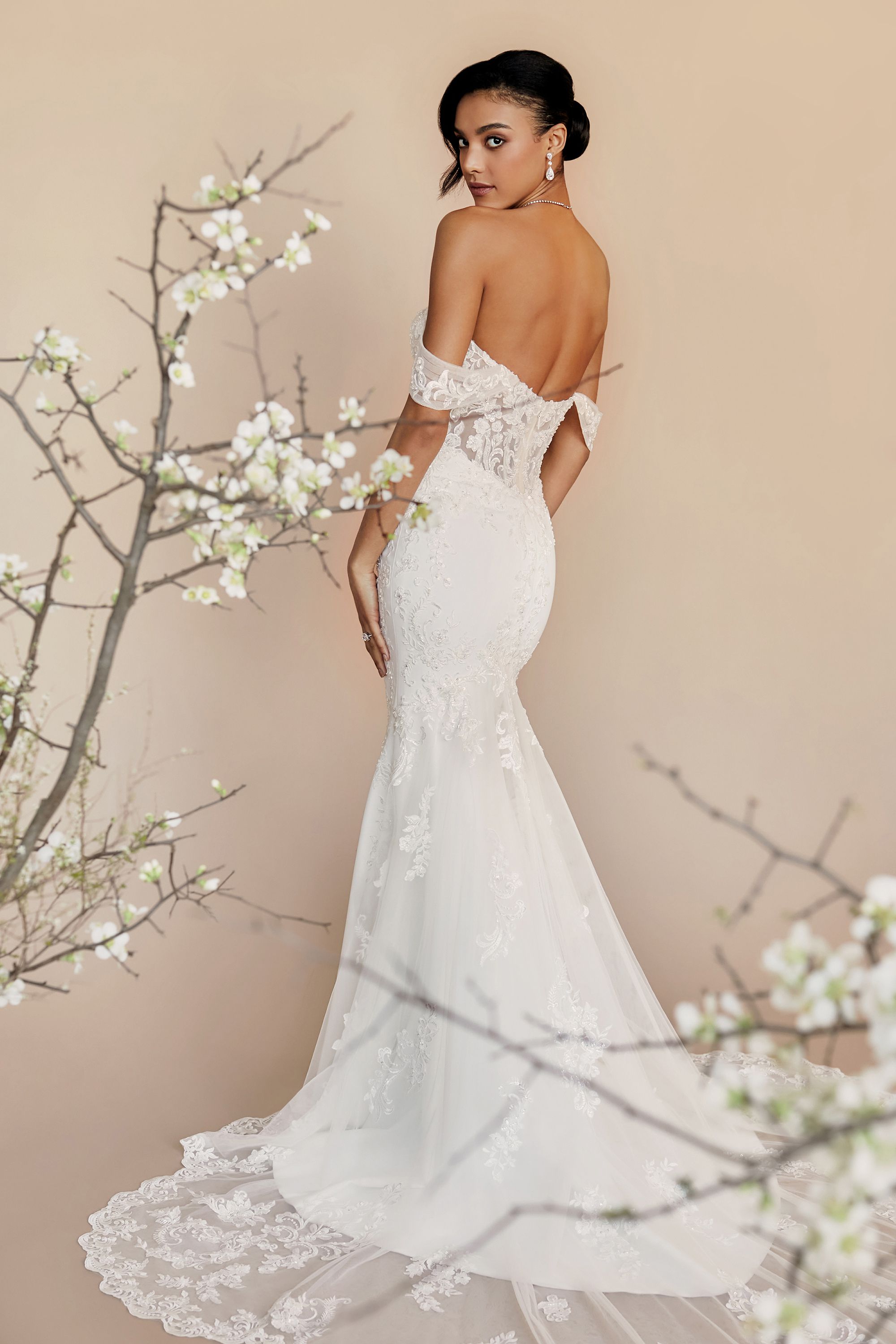 Justin Alexander Style 88235 Daria Sweetheart Gown with Detachable Straps and Scalloped Train