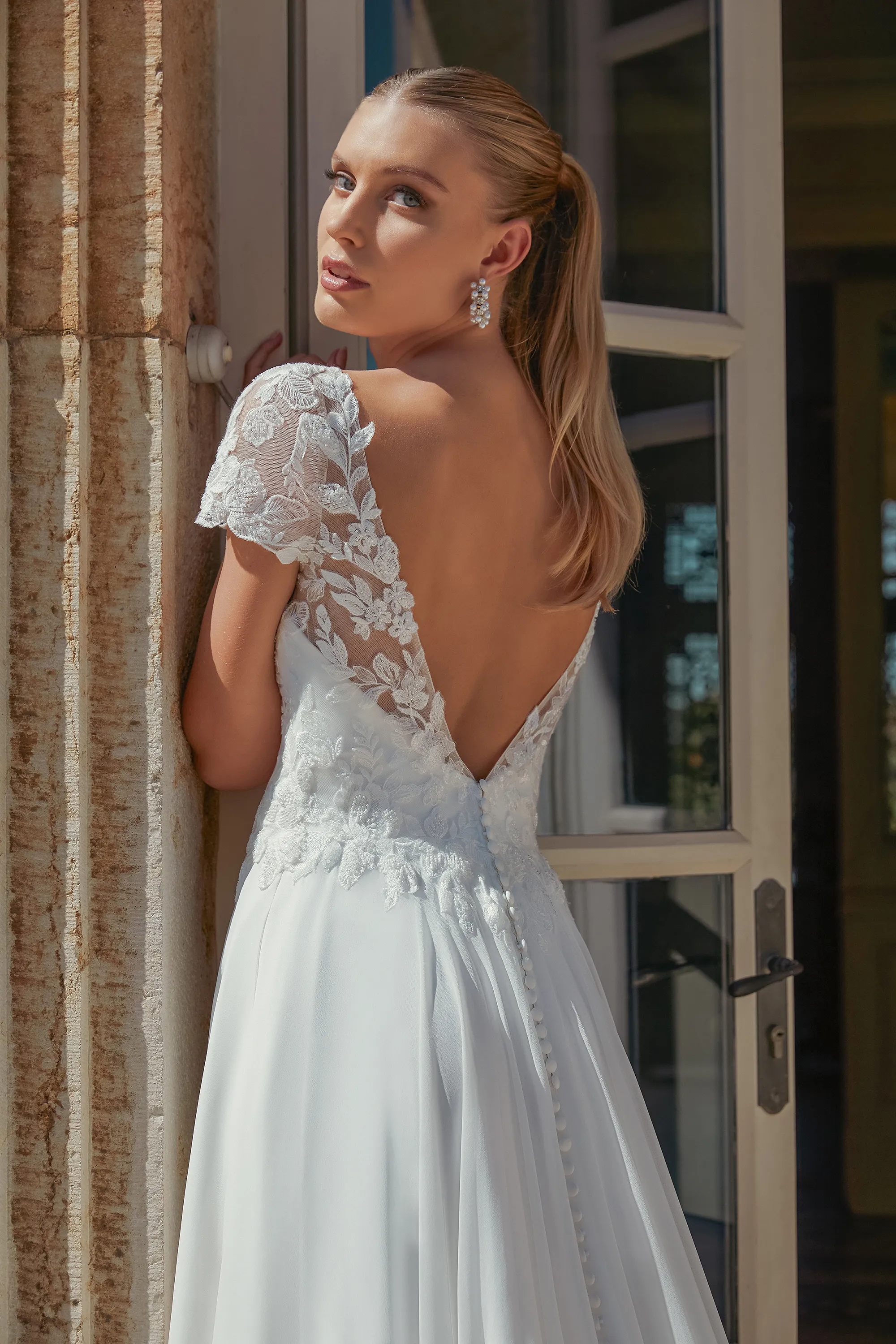 ラテ 44367: Glitter Tulle Fit and Flare Dress with Cuffed